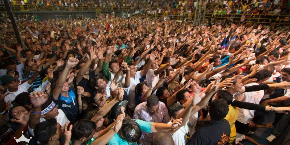 Za-2014-god-cherez-Evangelie-izmenjaet-pokajalos-6-mln-hristian